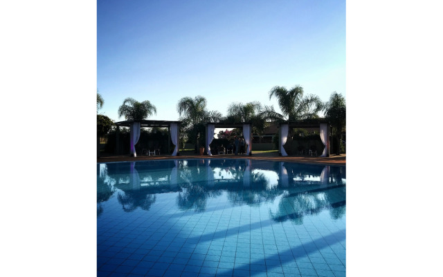 Tenonde Park Hotel