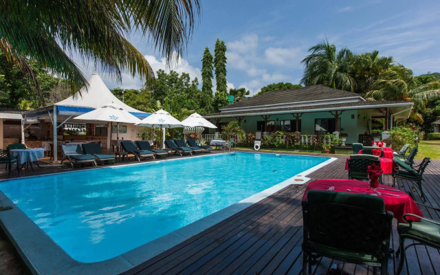 Le Relax Beach Resort - Praslin