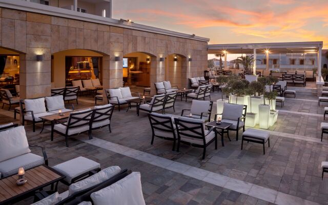 Neptune Luxury Resort