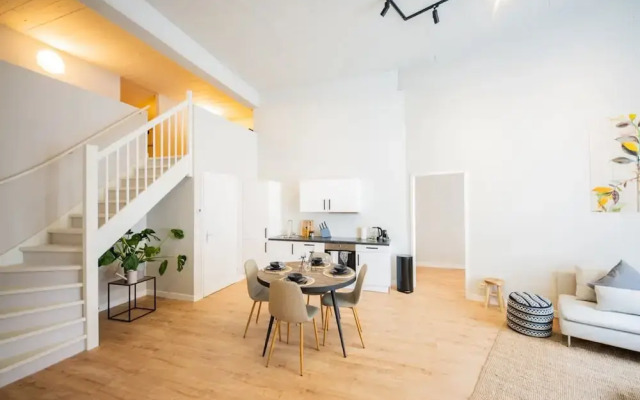 3 Bedroom Serviced Apartment -bsh-