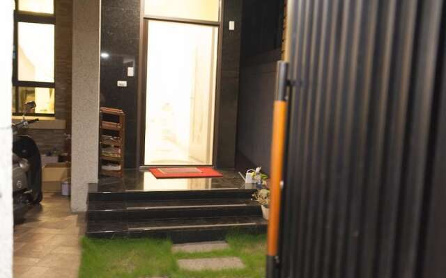EZE Homestay