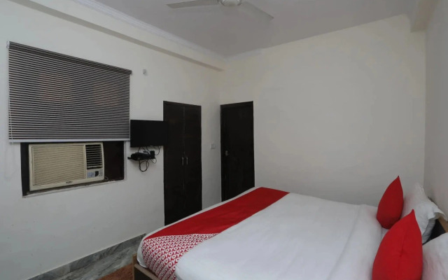 Oyo 19999 D M Residency