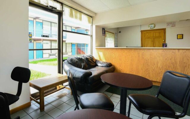 Loyalty Inn Maryville