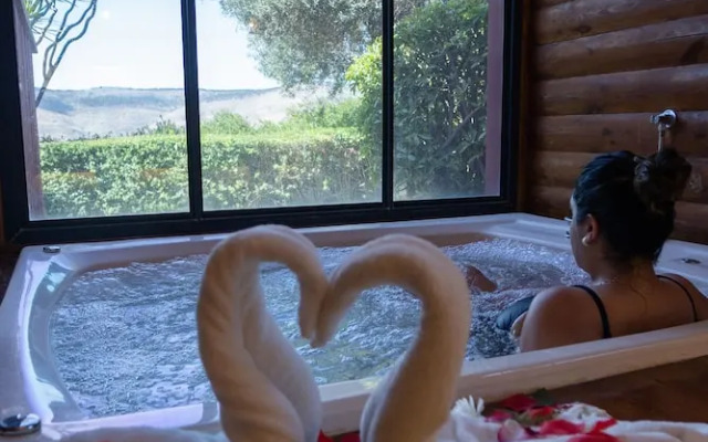 Ein Harod Country Suites & Guesthouse