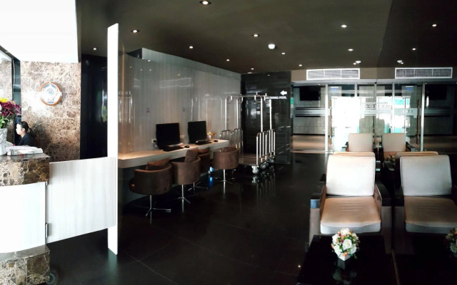 Serenotel Pattaya Beach Front – Lobby – Pattaya