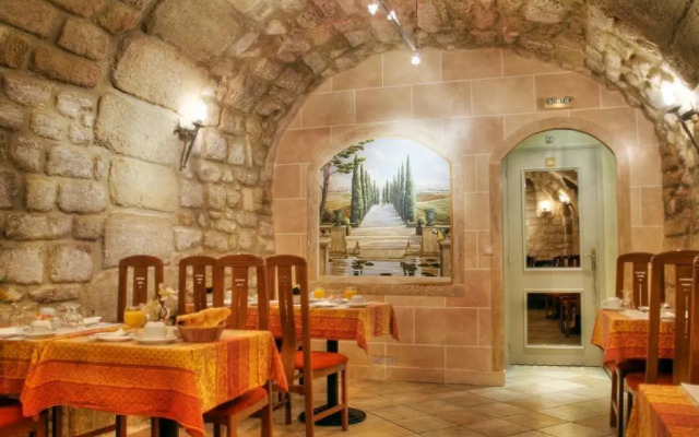 Hôtel Louvre Sainte Anne