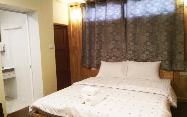 Bed In Beyt Boutique Hotel