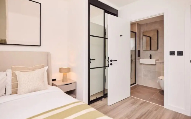 The Tottenham Wonder - Pleasing 2bdr Flat With Balcony