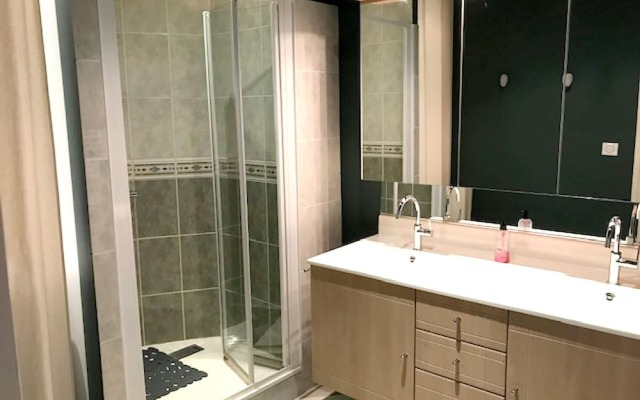 Apartment With one Bedroom in Beaune, With Wifi