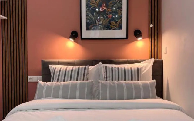 Smart Modern Apartment