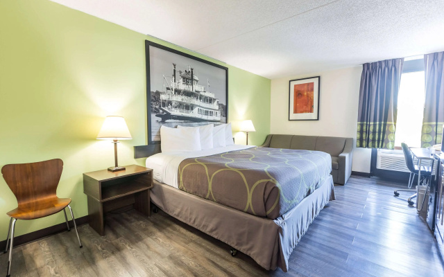 Super 8 by Wyndham Branson/Andy Williams Theater
