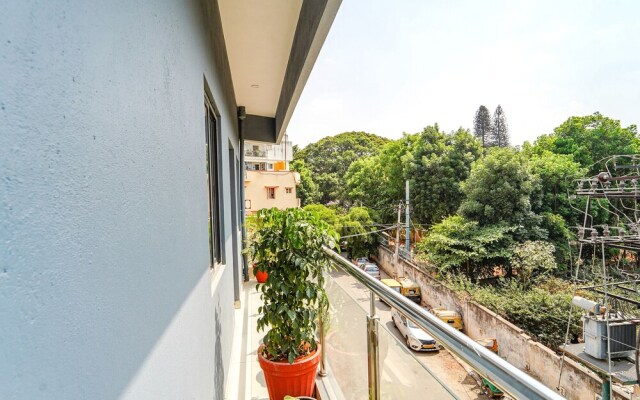 Fabhotel Metro Suites