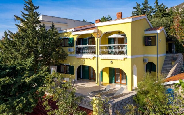 Nice Apartment in Baric Draga With 1 Bedrooms and Wifi