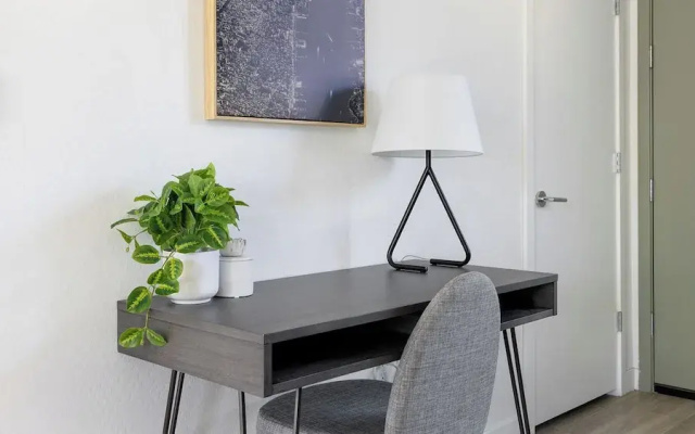 Landing Apartments Glendale