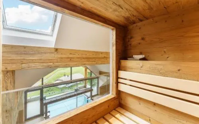 Schwarzenbach - Apartments & Rooftop Pool