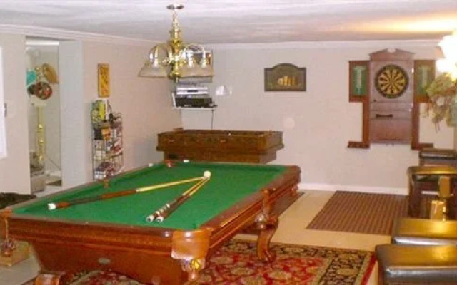 Historic Mankin Mansion