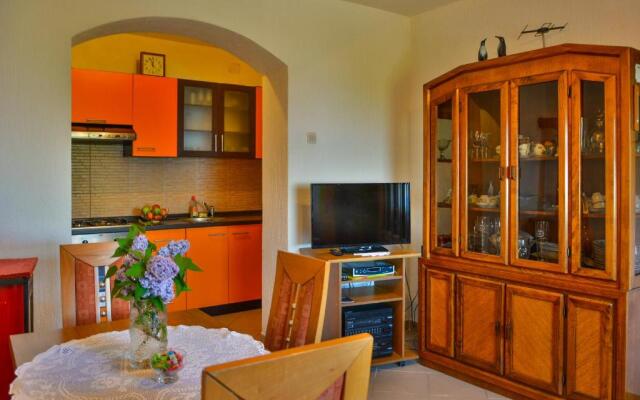 Apartment Skale