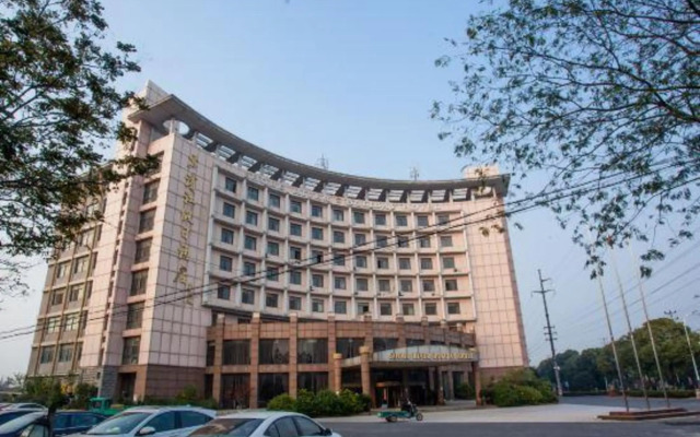 Shore River Holiday Hotel