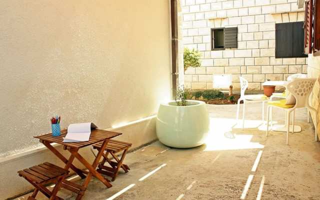 House Ivi