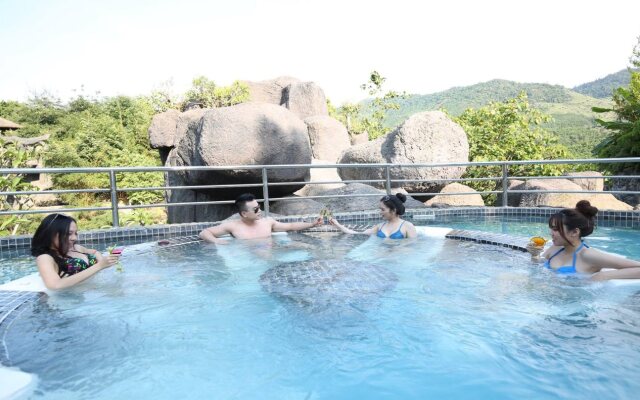 Nui Than Tai Ebisu Onsen Resort