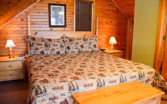 HIKER'S POINT - 2 Br Cabin