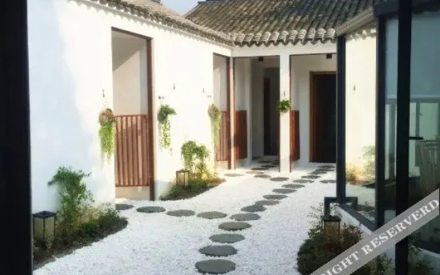 Youshan Inn