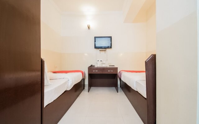 Hotel Fort by OYO Rooms