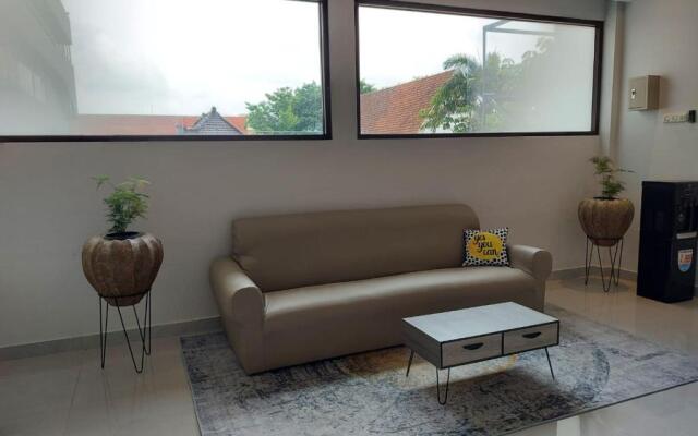 Atap Biru Residence