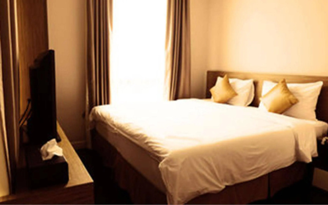 Thomson Residence Hotel