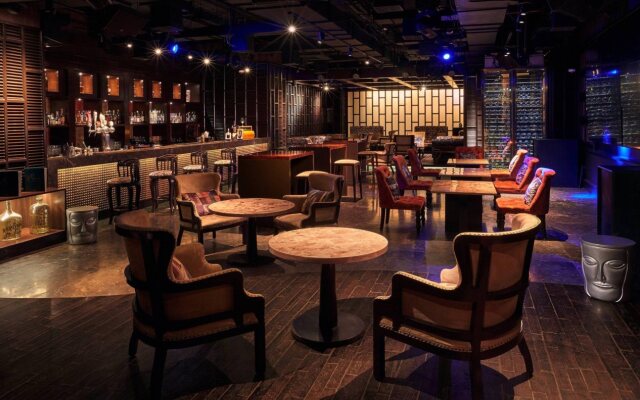 Courtyard by Marriott Mumbai International Airport