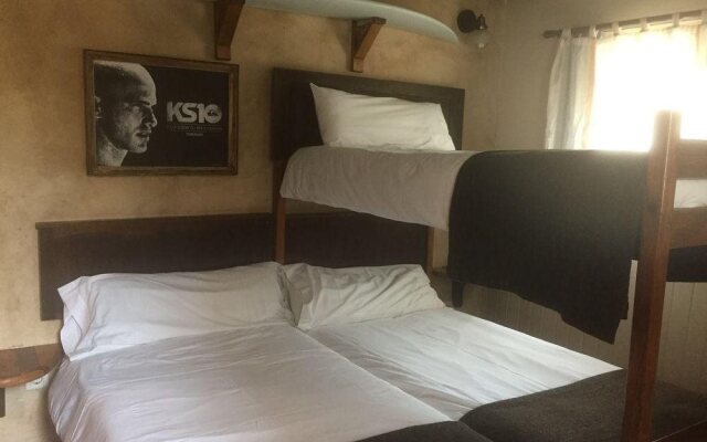Surf House - Casa del Surf
