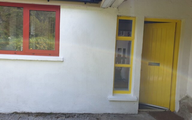 Salmon Cottage
