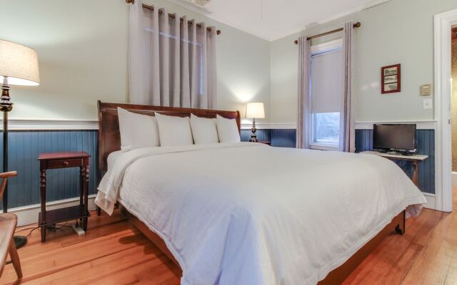 Captain Lawrence Inn