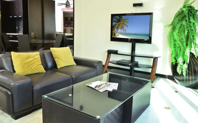 Lotus-6 by Playa District