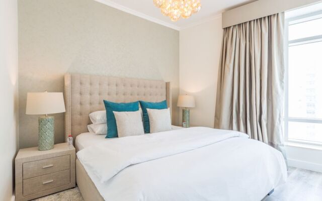 Faraway Homes - Burj Views Luxury