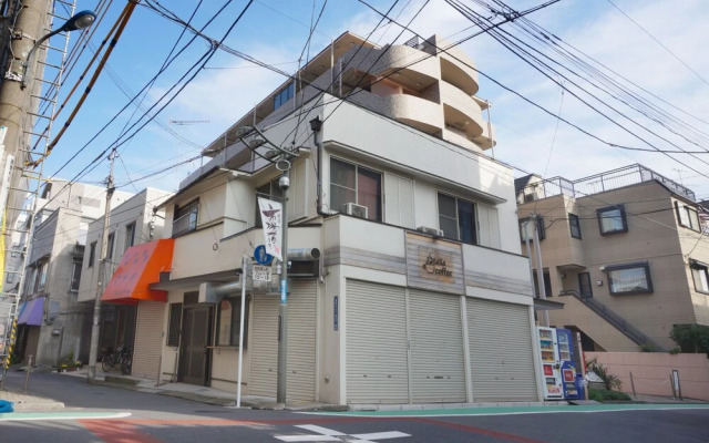 hotelImage