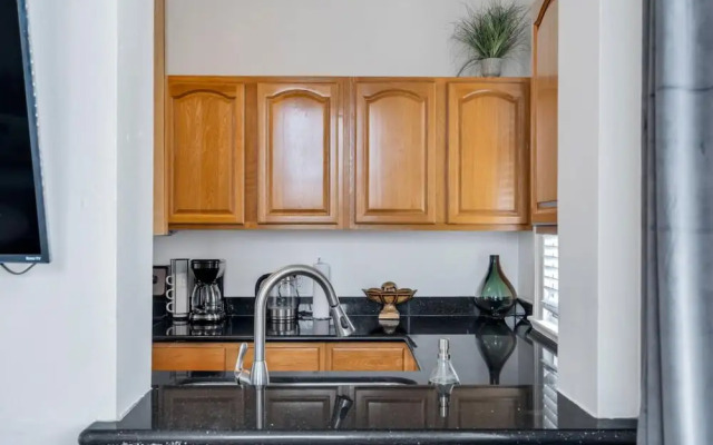 Chic Canal Street Retreat