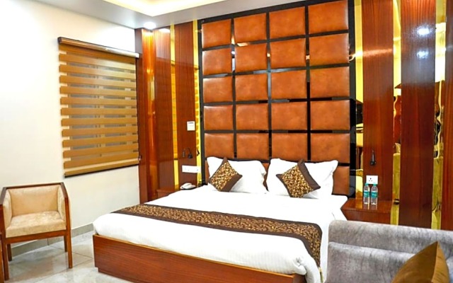 FabHotel Roselle Inn
