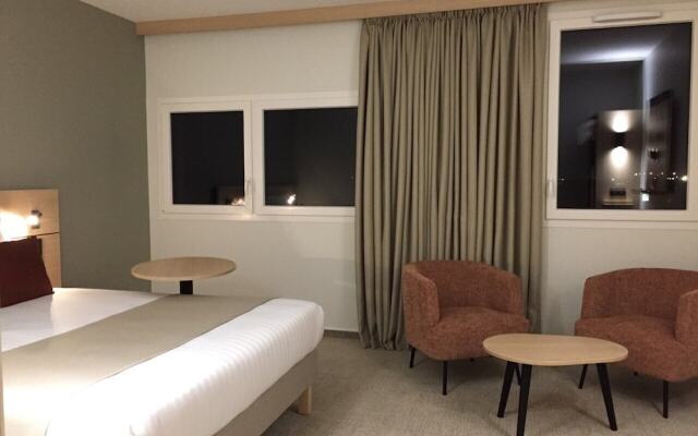 Hôtel AKENA TROYES - La Chapelle-Saint-Luc