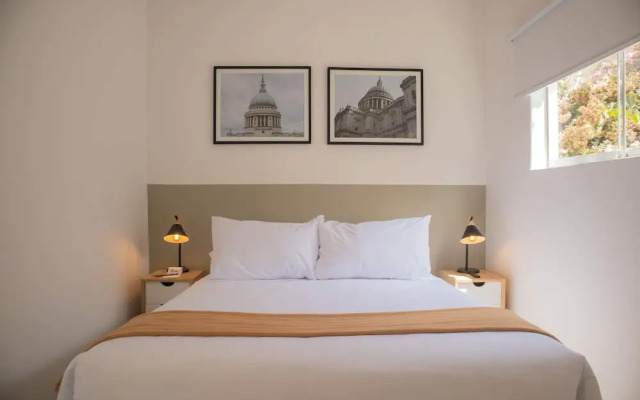 w Impressive 1BR w Terrace in Miraflores