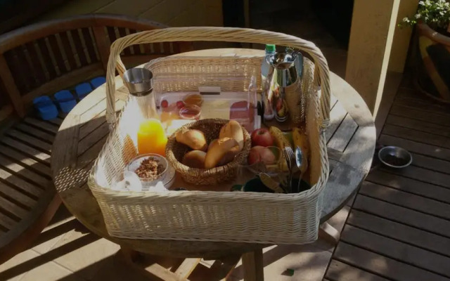 Schaeferwagenhotel-Campsite