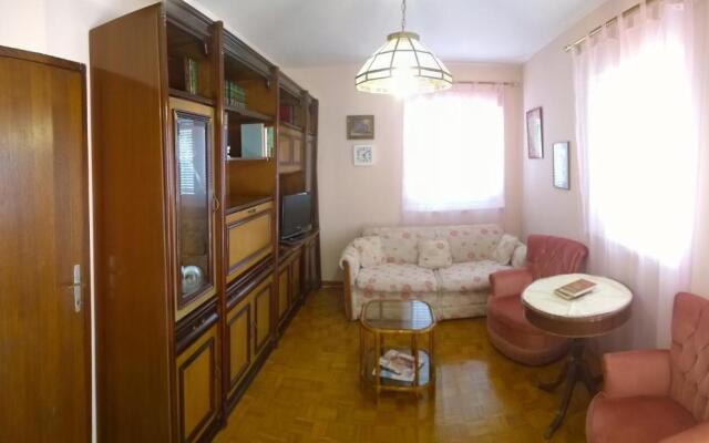 Apartment Peroj 133