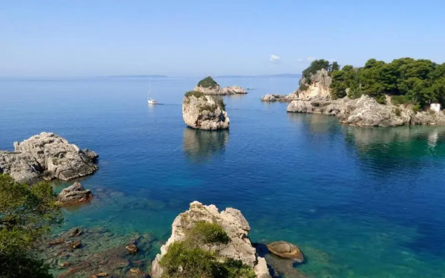 Villa Rossa Area Boutique Beach Resort