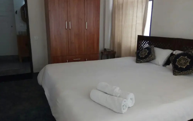 Mulmi House