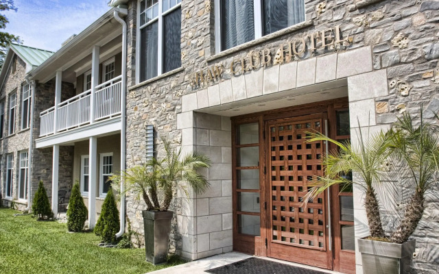 The Shaw Club Hotel