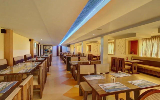 Shambhavi Hotels By OYO Rooms