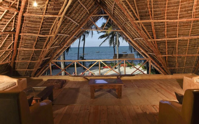 Raha Lodge