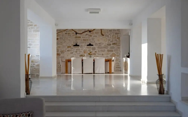Luxury Villa Aethra -island Living Paros-