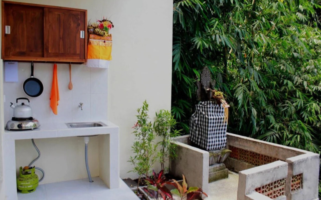 Bali Manwarsa Guest House