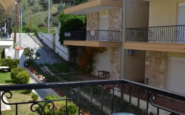 Roses RT apartments Skioni I